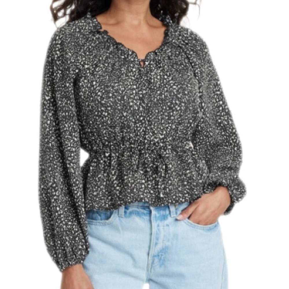 Universal Thread Black and White Top Pullover Drawstring Waist Flowy NWT Size L